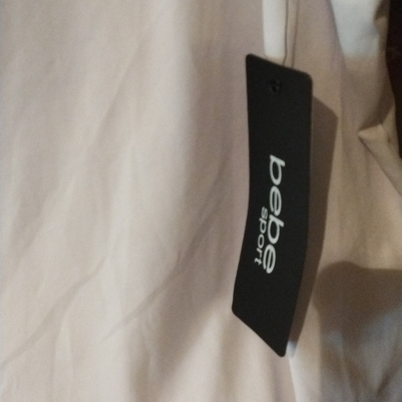 NWT Plus Size BEBE Sport Printed Logo Design Active Wear Tank Top in White - 3X - Picture 3 of 5